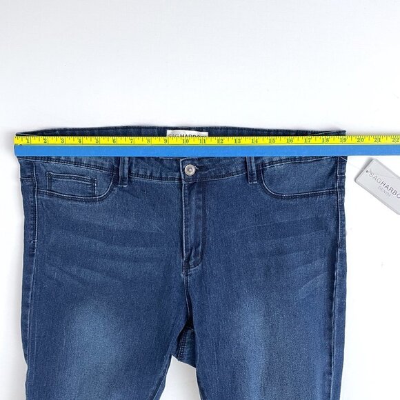 NEW Sag Harbor Denim Women's Skinny Jeans Stretch Straight Leg size 22W - Picture 3 of 9